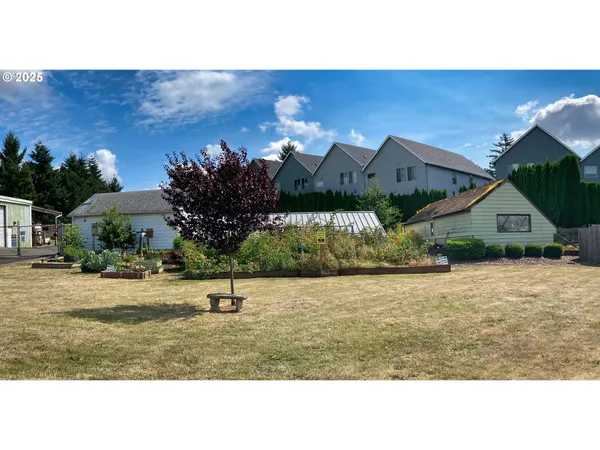 $100,000 | 17401 Southeast 39th Street, Unit 7, Vancouver, WA 98683