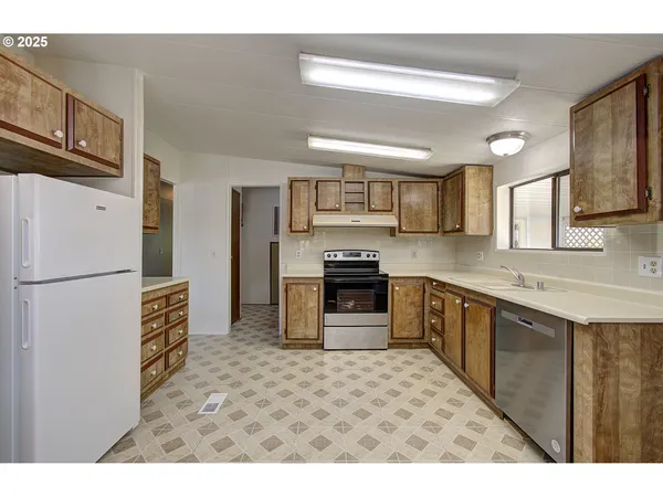 $100,000 | 17401 Southeast 39th Street, Unit 7, Vancouver, WA 98683