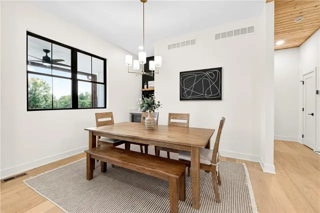 $1,450,000 | 21851 179th Street, Tonganoxie, KS 66086