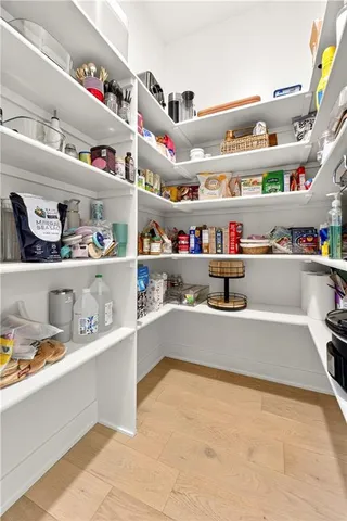 $1,450,000 | 21851 179th Street, Tonganoxie, KS 66086