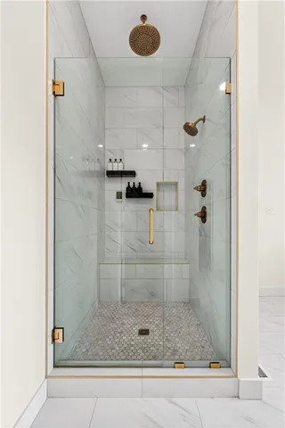 $1,450,000 | 21851 179th Street, Tonganoxie, KS 66086