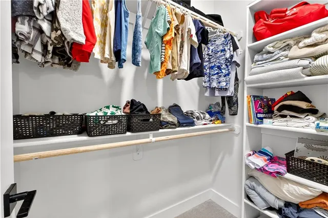 $1,450,000 | 21851 179th Street, Tonganoxie, KS 66086