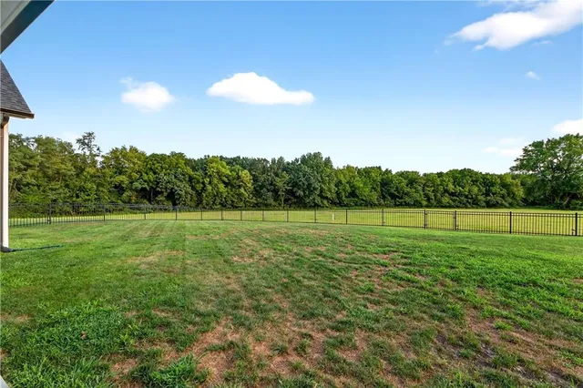 $1,450,000 | 21851 179th Street, Tonganoxie, KS 66086