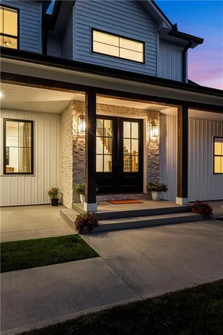 $1,450,000 | 21851 179th Street, Tonganoxie, KS 66086