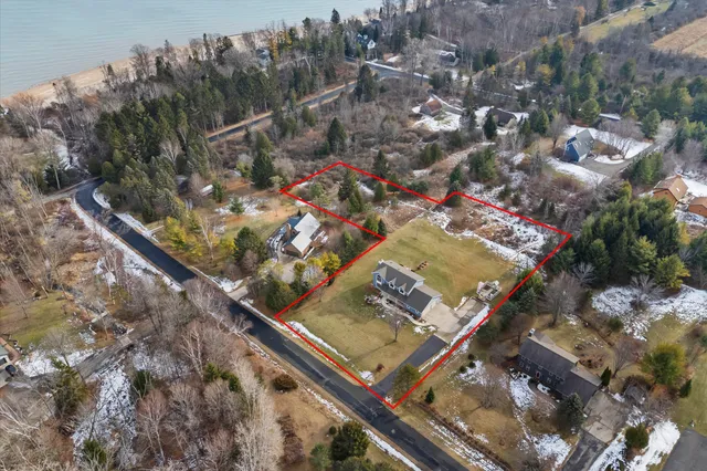 $795,000 | 6593 Silver Shores Road, Cedar Grove, WI 53013