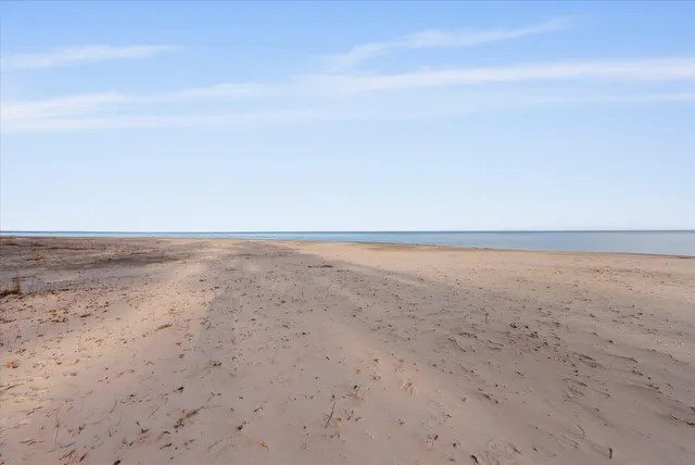 $795,000 | 6593 Silver Shores Road, Cedar Grove, WI 53013