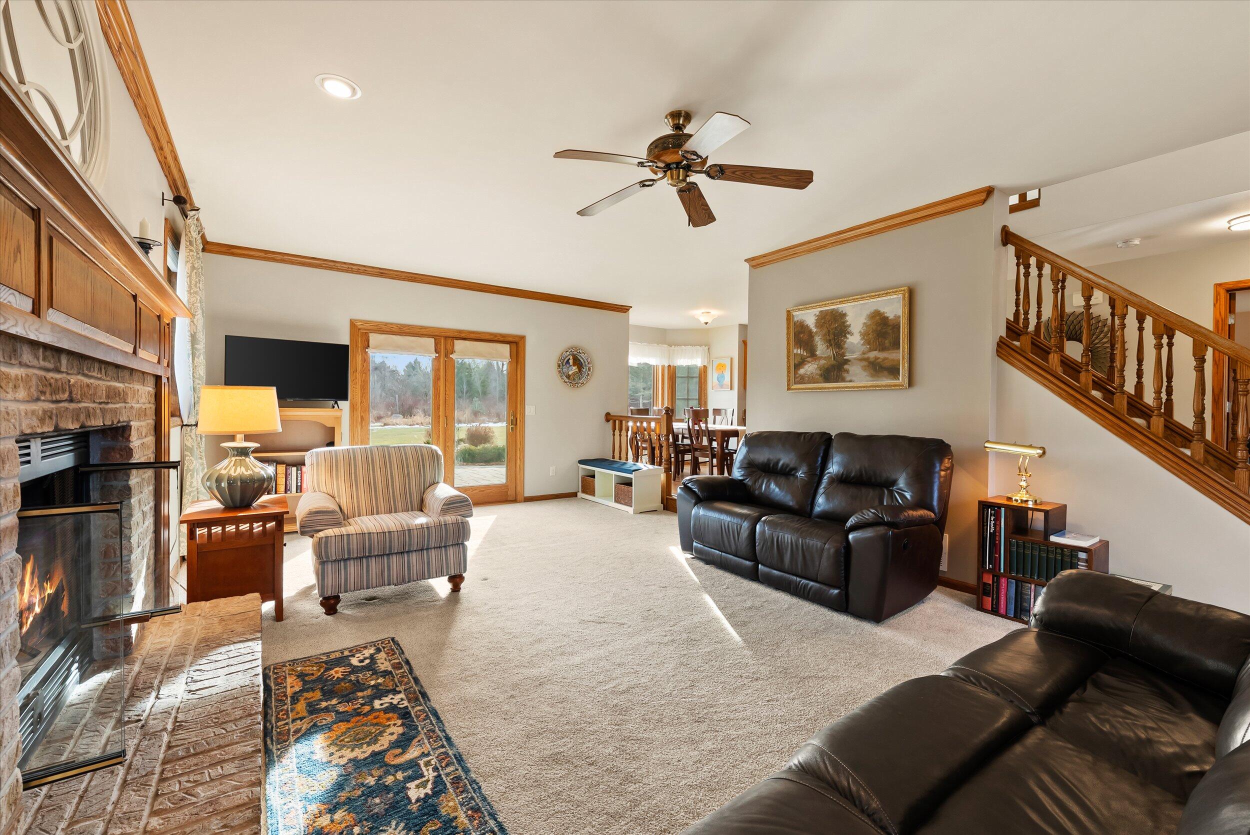 6593 Silver Shores Road Cedar Grove, WI 53013 - Photo 8 of 43 Living Room