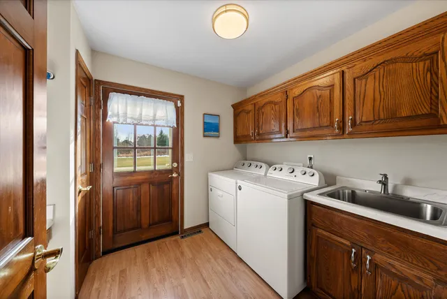 $795,000 | 6593 Silver Shores Road, Cedar Grove, WI 53013