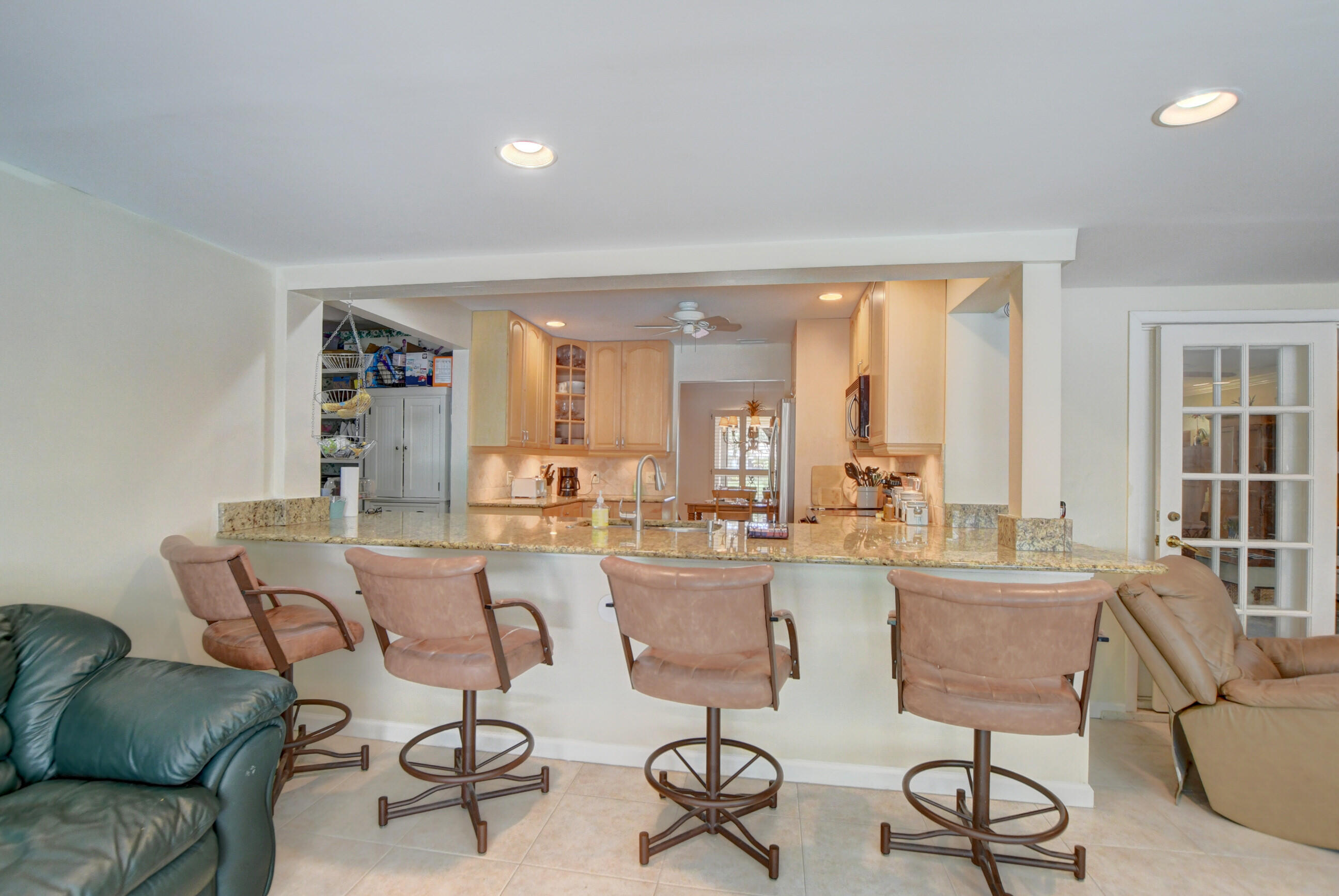353 Southwest 7th Terrace Boca Raton, FL 33486 - Photo 9 of 22 18_ebf_0566_67_68_69_70
