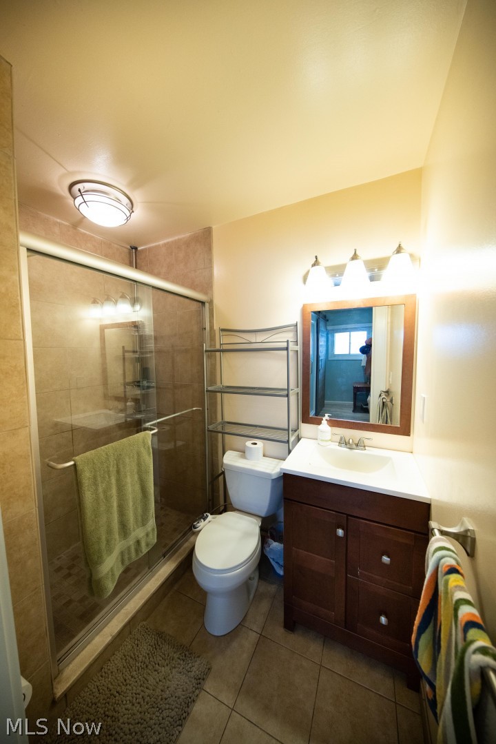 4658 Anderson Road Cleveland, OH 44121 - Photo 19 of 35