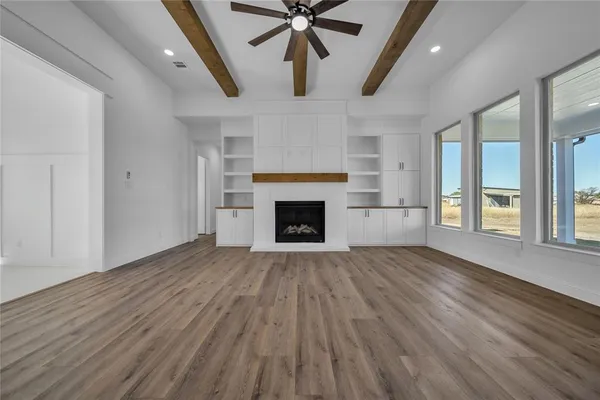 $637,500 | 819 Meadow Lark Lane, Red Oak, TX 75154