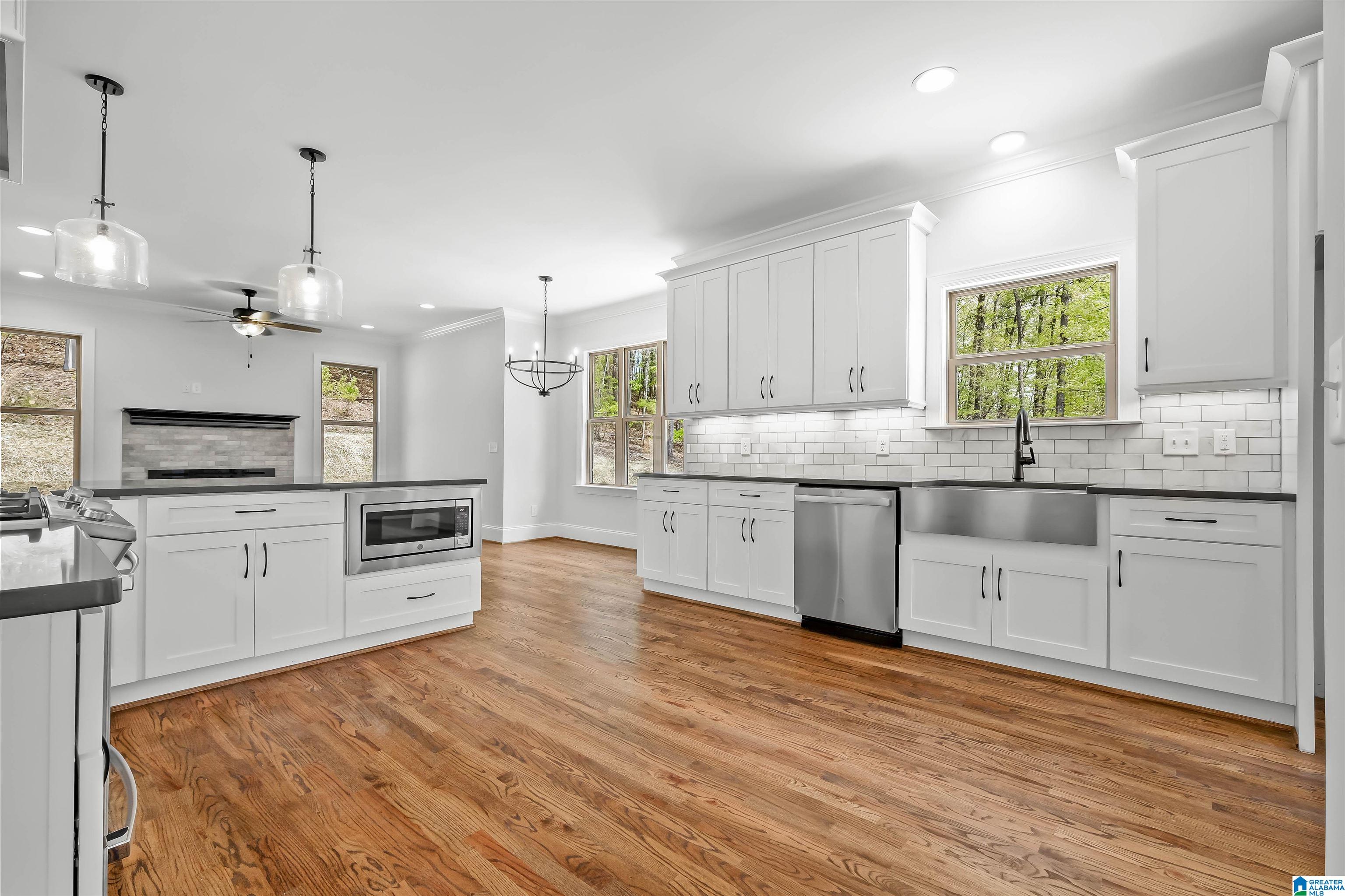 2129 Grey Oaks Terrace Pelham, AL 35124 - Photo 8 of 50