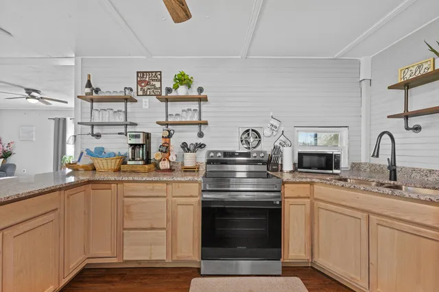 $172,000 | 1386 Hobbs Drive, Summerton, SC 29148