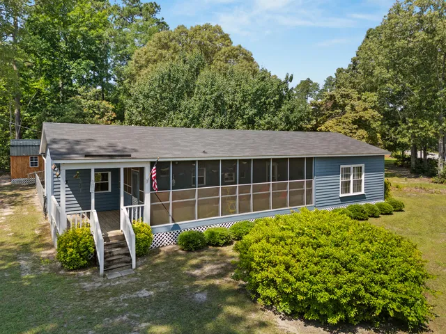 $172,000 | 1386 Hobbs Drive, Summerton, SC 29148