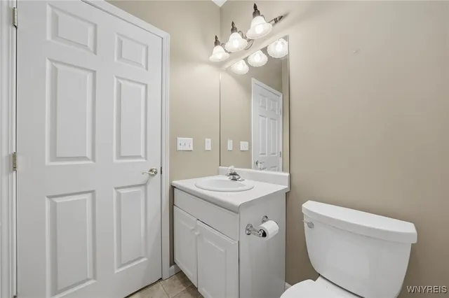 $379,900 | 4883 Waterford Place, Lockport Town, NY 14094