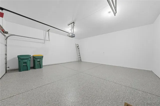 $379,900 | 4883 Waterford Place, Lockport Town, NY 14094