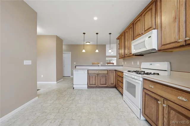 $379,900 | 4883 Waterford Place, Lockport Town, NY 14094