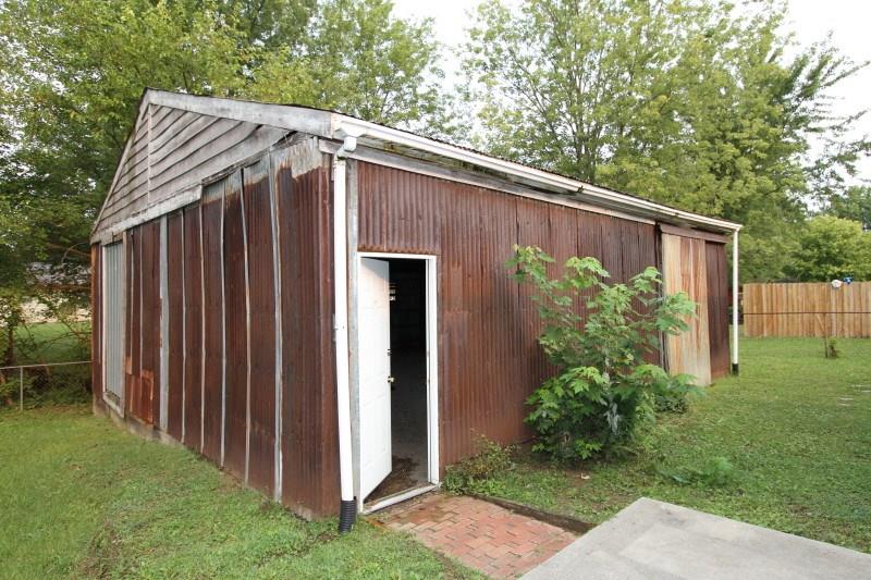 7832 South 5 Points Road Indianapolis, IN 46259 - Photo 11 of 12 Gallery Image 11