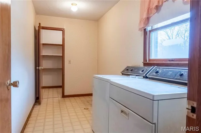 $1 | 581 Hwy Z, Silex, MO 63377