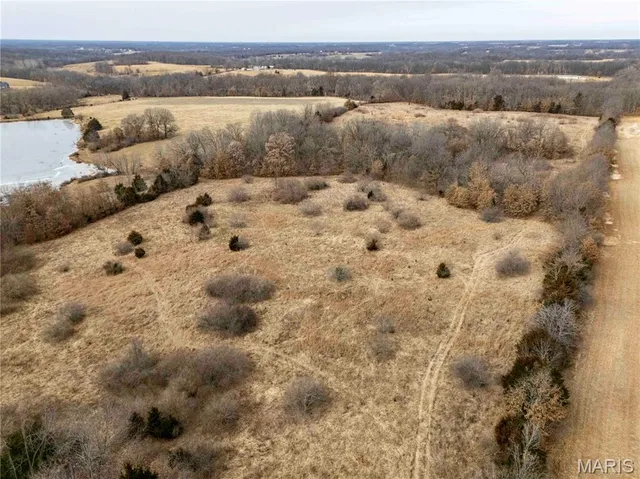 $1 | 581 Hwy Z, Silex, MO 63377