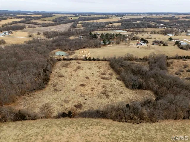 $1 | 581 Hwy Z, Silex, MO 63377