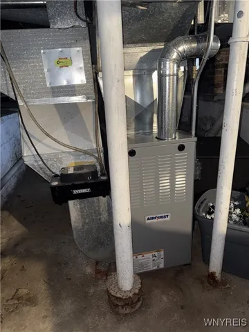 $285,000 | 27 Lombardy Street, Lancaster, NY 14086