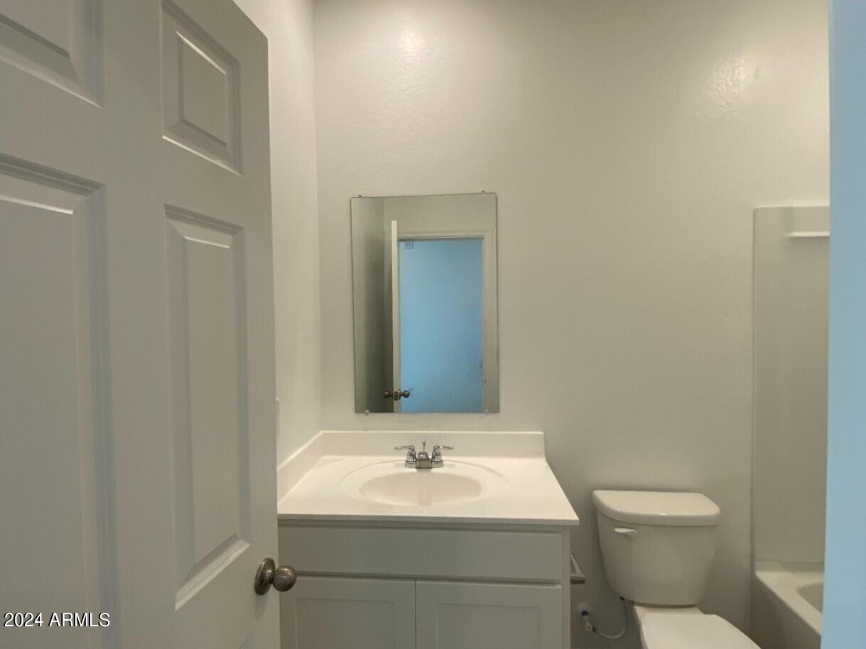 47831 West Moeller Road Maricopa, AZ 85139 - Photo 6 of 26 006 Bath 2