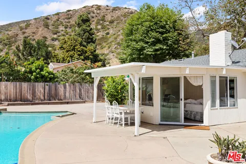 $2,988,000 | 6005 Paseo Cyn Drive, Malibu, CA 90265