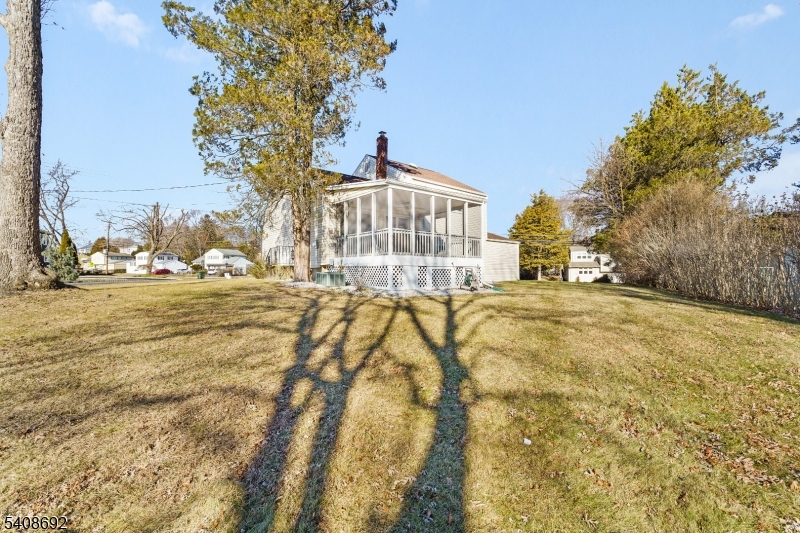 174 Baker Avenue Wharton, NJ 07885 - Photo 18 of 23