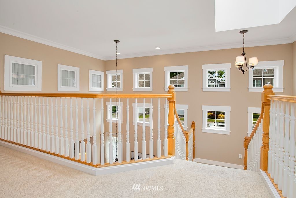1833 Southeast 8th Street Renton, WA 98057 - Photo 16 of 32