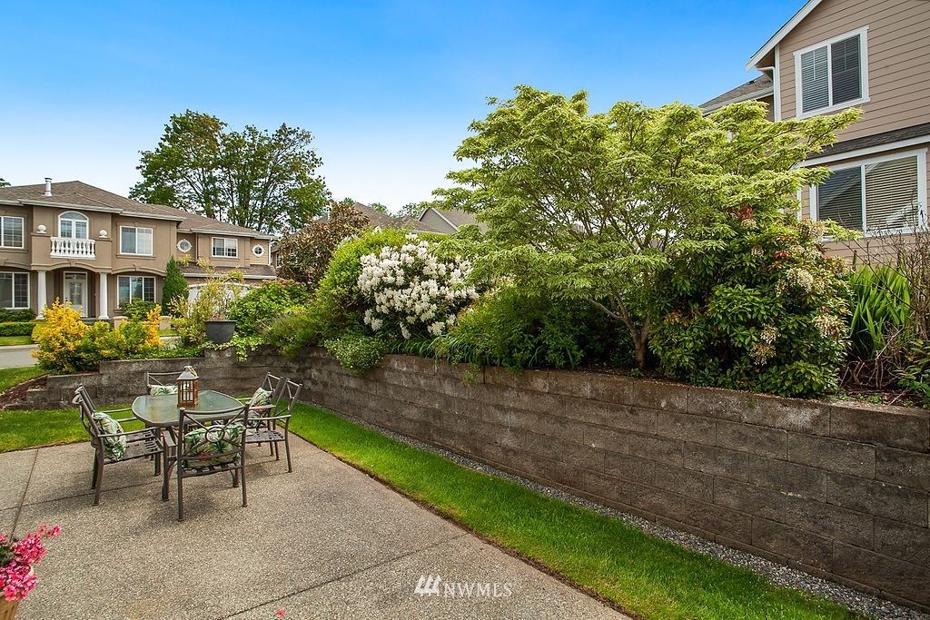 1833 Southeast 8th Street Renton, WA 98057 - Photo 30 of 32