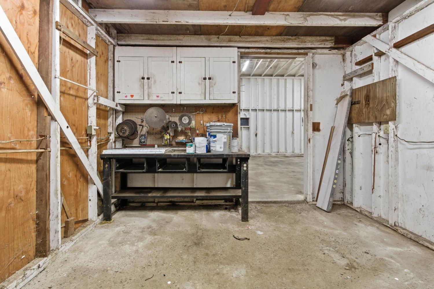 4117 El Dorado Road Placerville, CA 95667 - Photo 35 of 54 a view of entryway with utility room