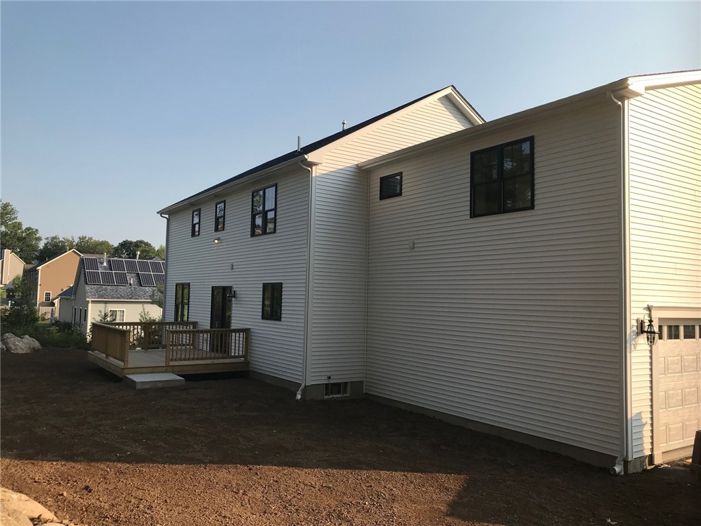 109 Fairhaven Road Cumberland, RI 02864 - Photo 4 of 16
