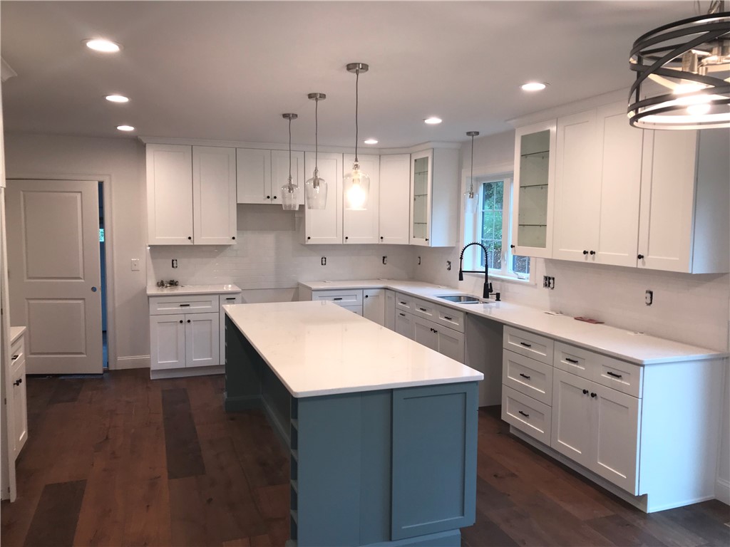 109 Fairhaven Road Cumberland, RI 02864 - Photo 5 of 16