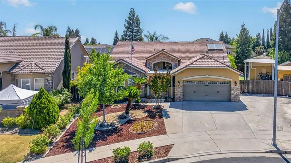 $549,000 | 2467 Redington Avenue, Clovis, CA 93619