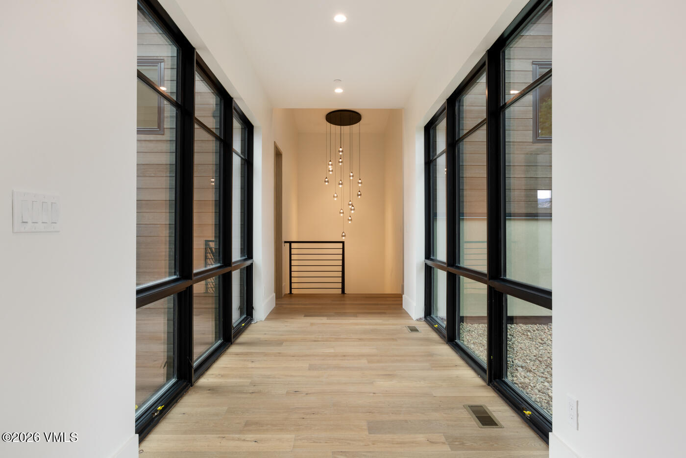 61 New York Mountain Road Eagle, CO 81631 - Photo 5 of 34 Fishbowl Hallway