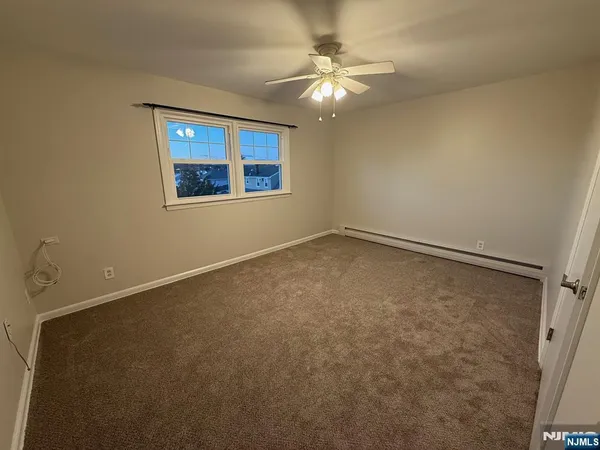 $2,200 | 651 10th Street, Lyndhurst, NJ 07071