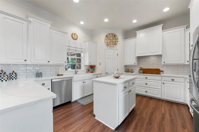 $775,000 | 319 Winding Creek Lane, McGregor, TX 76657