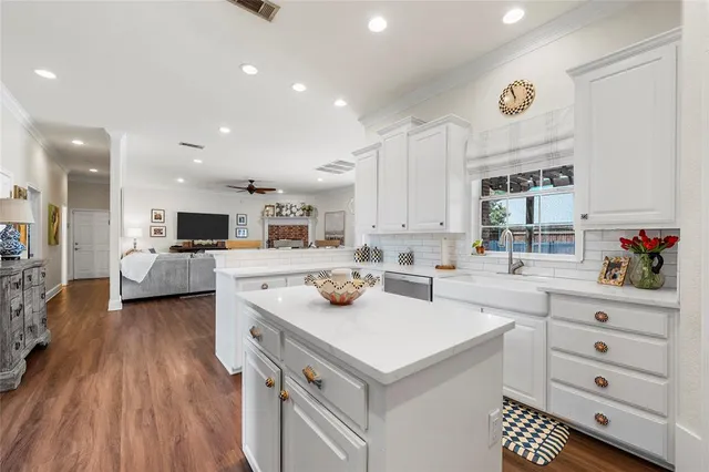 $775,000 | 319 Winding Creek Lane, McGregor, TX 76657