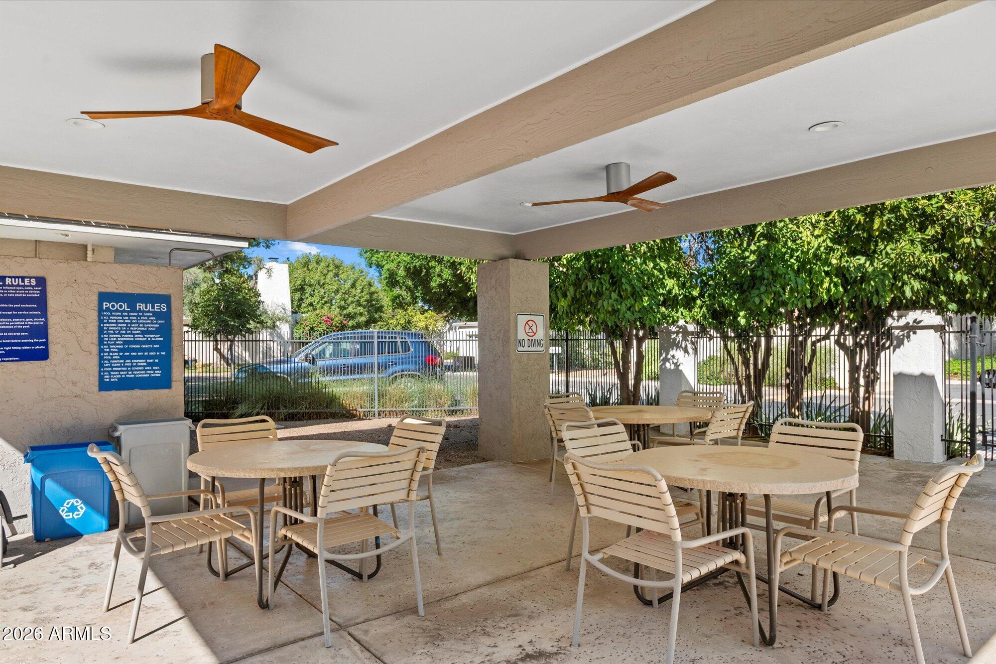 7005 North Barbados Place Phoenix, AZ 85021 - Photo 36 of 42 a outdoor space with a table and chairs