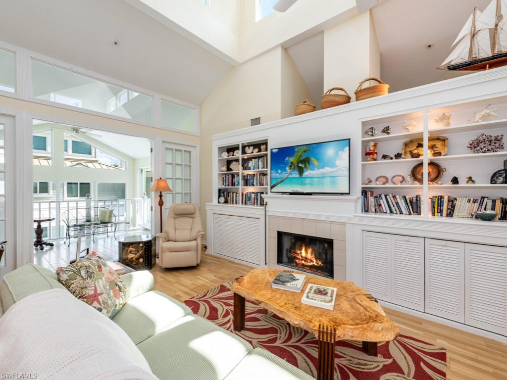 640 2nd Street South, Unit 2 Naples, FL 34102 - Photo 8 of 24 Upper landing/living area
