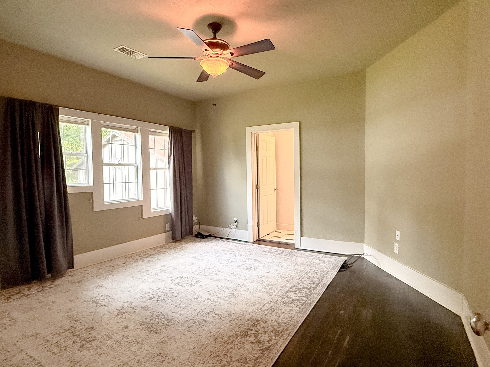 209 Joseph Street Brenham, TX 77833 - Photo 6 of 14