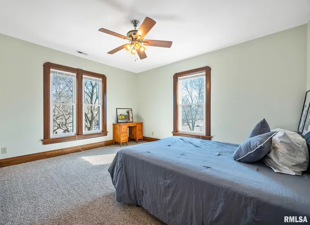 $420,000 | 968 North Broad Street, Galesburg, IL 61401