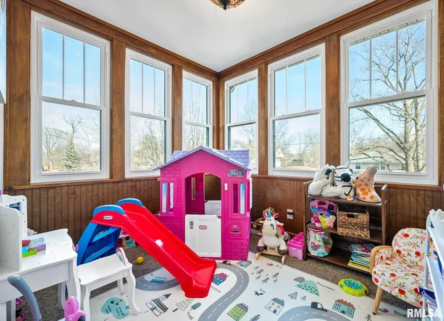 $420,000 | 968 North Broad Street, Galesburg, IL 61401