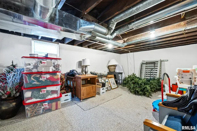 $420,000 | 968 North Broad Street, Galesburg, IL 61401