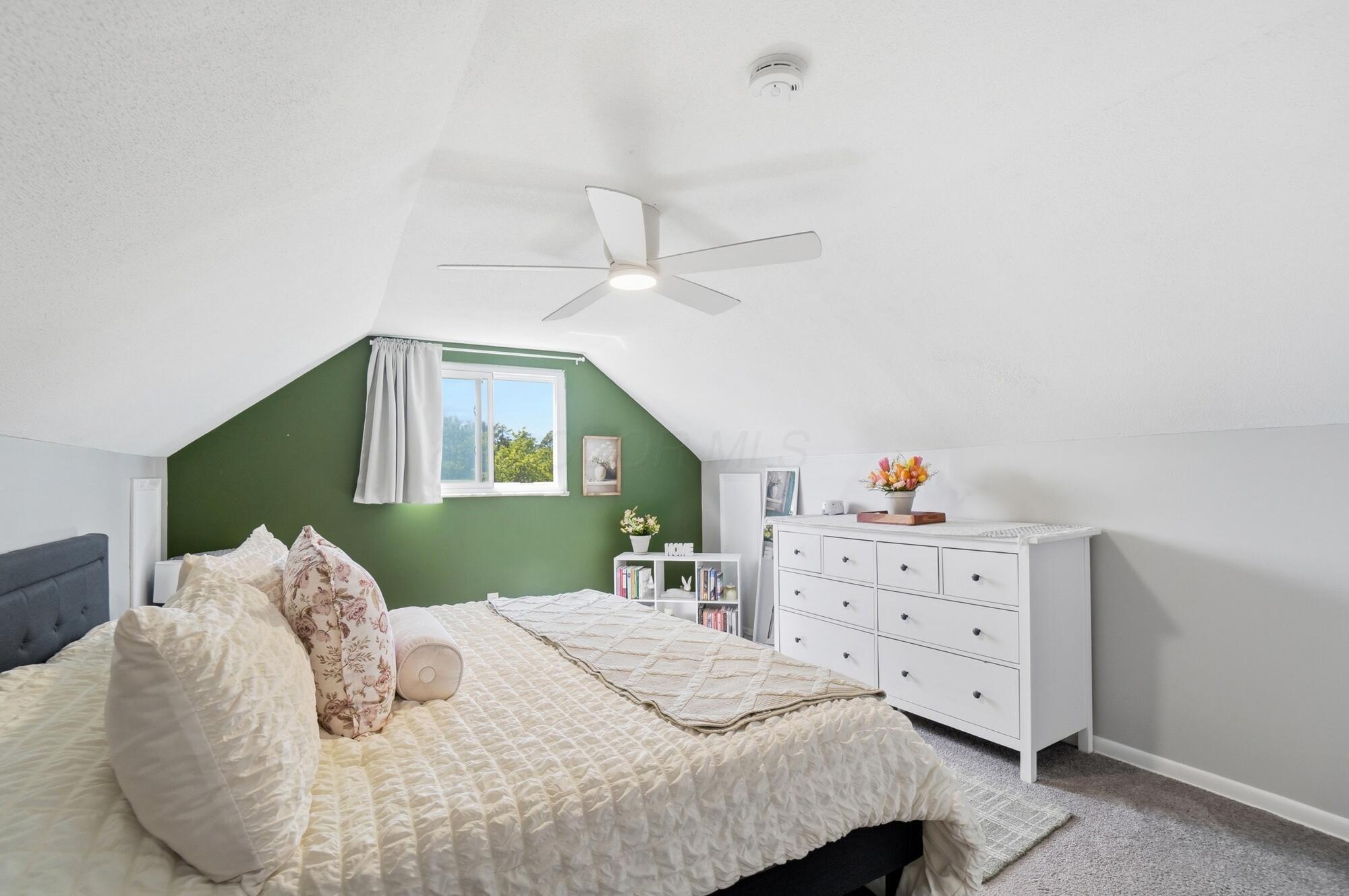 1041 Loring Road Columbus, OH 43224 - Photo 20 of 36