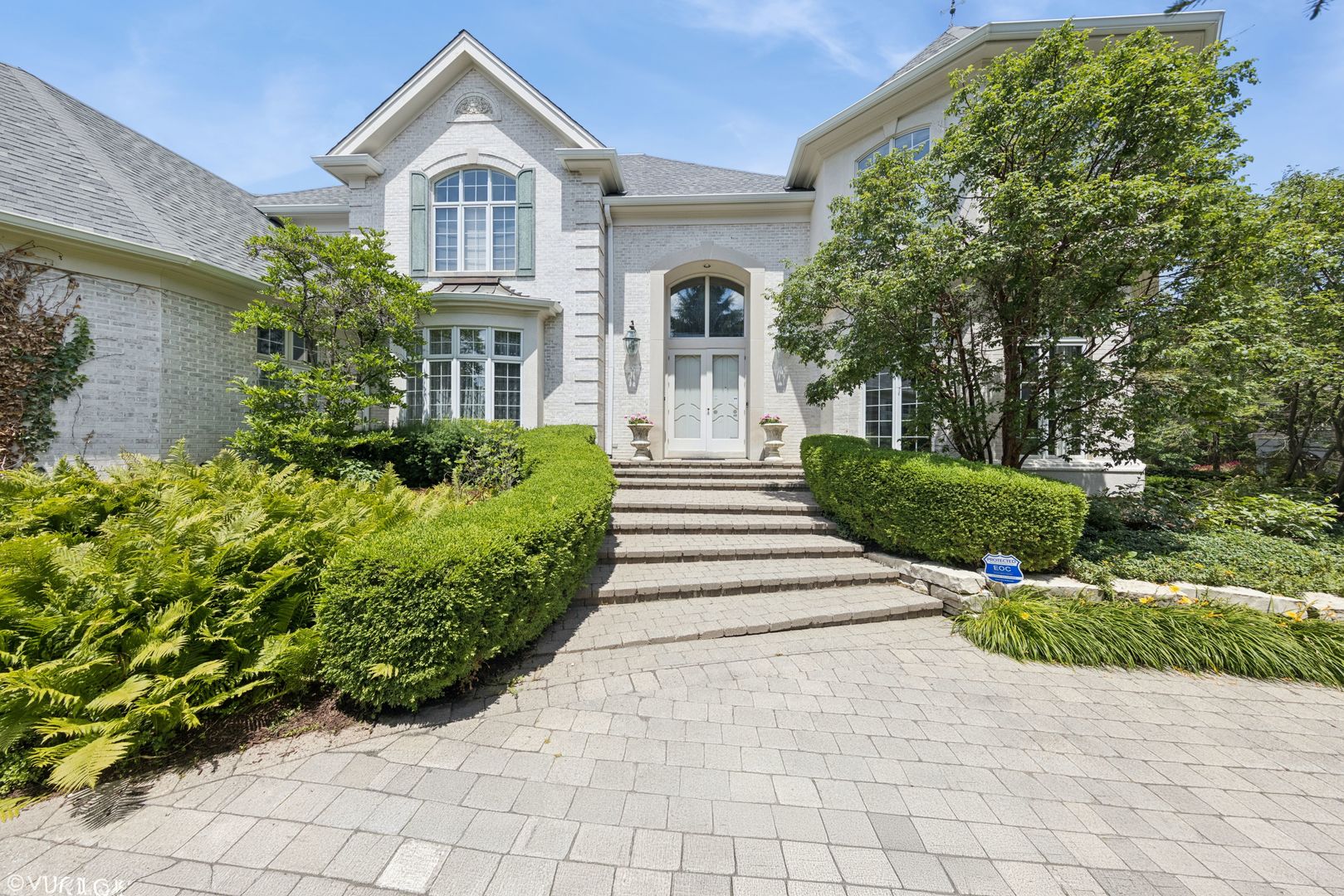 15W260 62nd Street Burr Ridge, IL 60527 - Photo 2 of 14