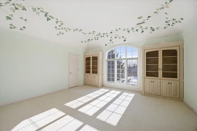 $2,499,000 | 15W260 62nd Street, Burr Ridge, IL 60527