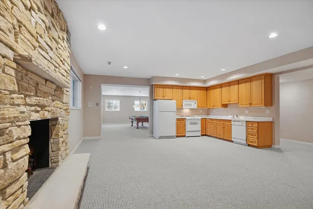 $2,499,000 | 15W260 62nd Street, Burr Ridge, IL 60527