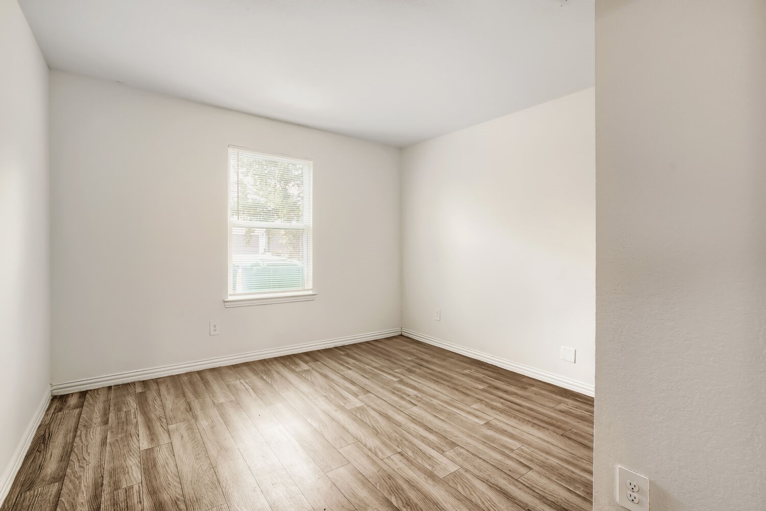 9025 Madera Road, Unit AB Houston, TX 77078 - Photo 7 of 11